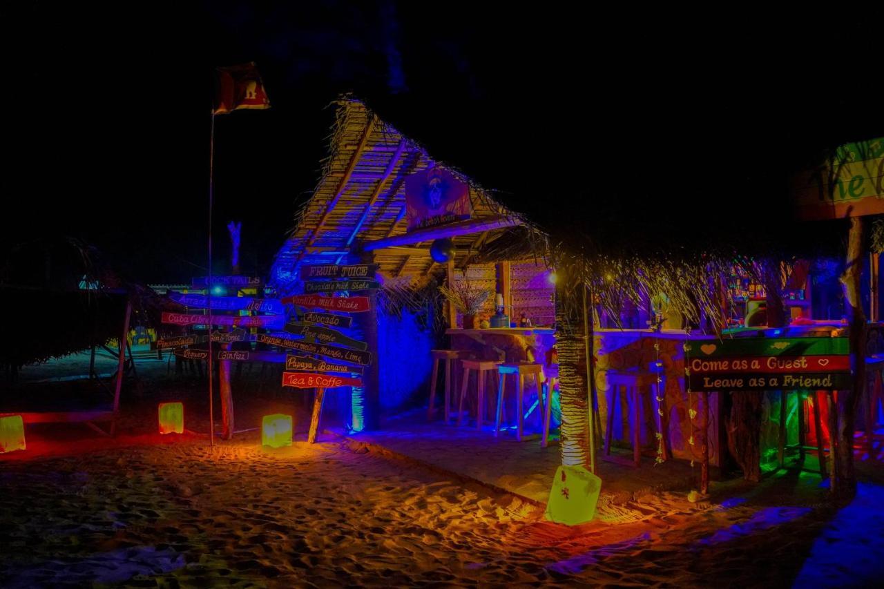The Beach Lovers 尼拉瓦利 外观 照片