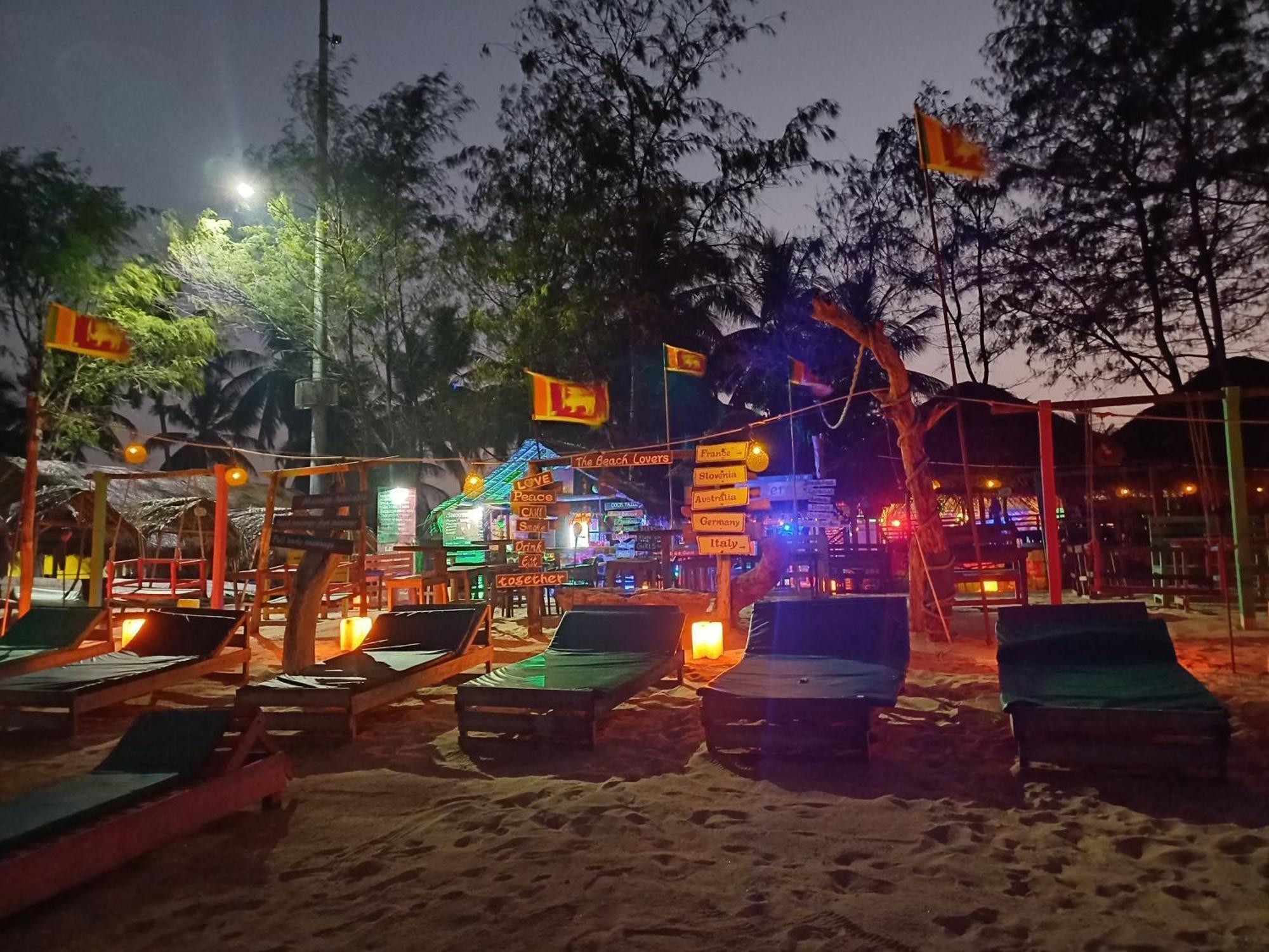 The Beach Lovers 尼拉瓦利 外观 照片