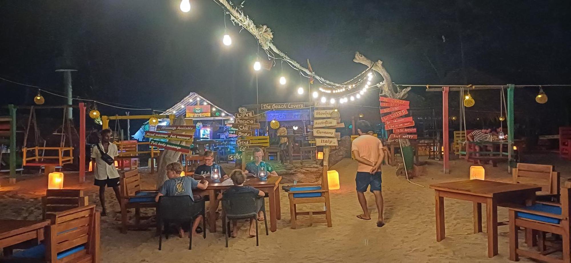 The Beach Lovers 尼拉瓦利 外观 照片
